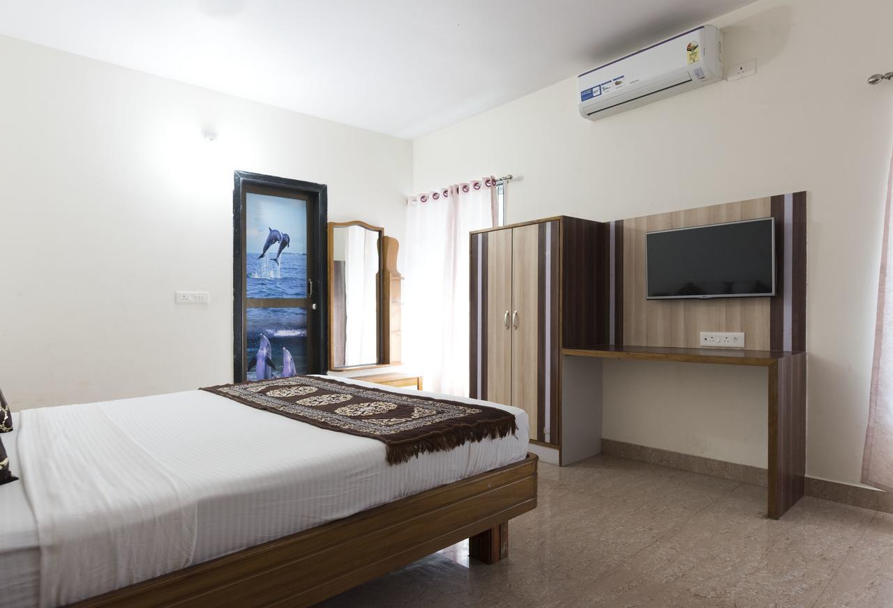 Hotel M J Residency Puri Exterior foto