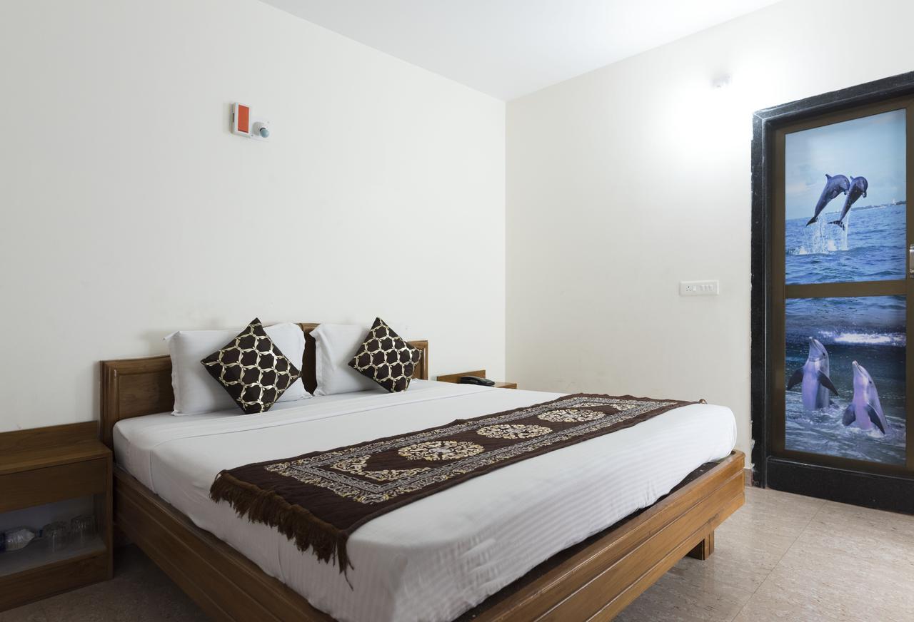 Hotel M J Residency Puri Exterior foto